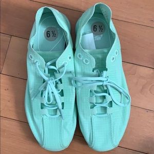 Never worn before. Brand New. Woman’s May Fly